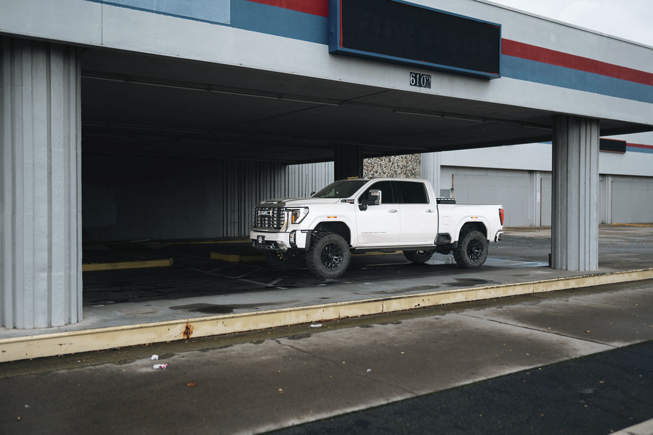 2023 GMC Sierra Denali - Fuel TRAX - Black | Fuel Off-Road